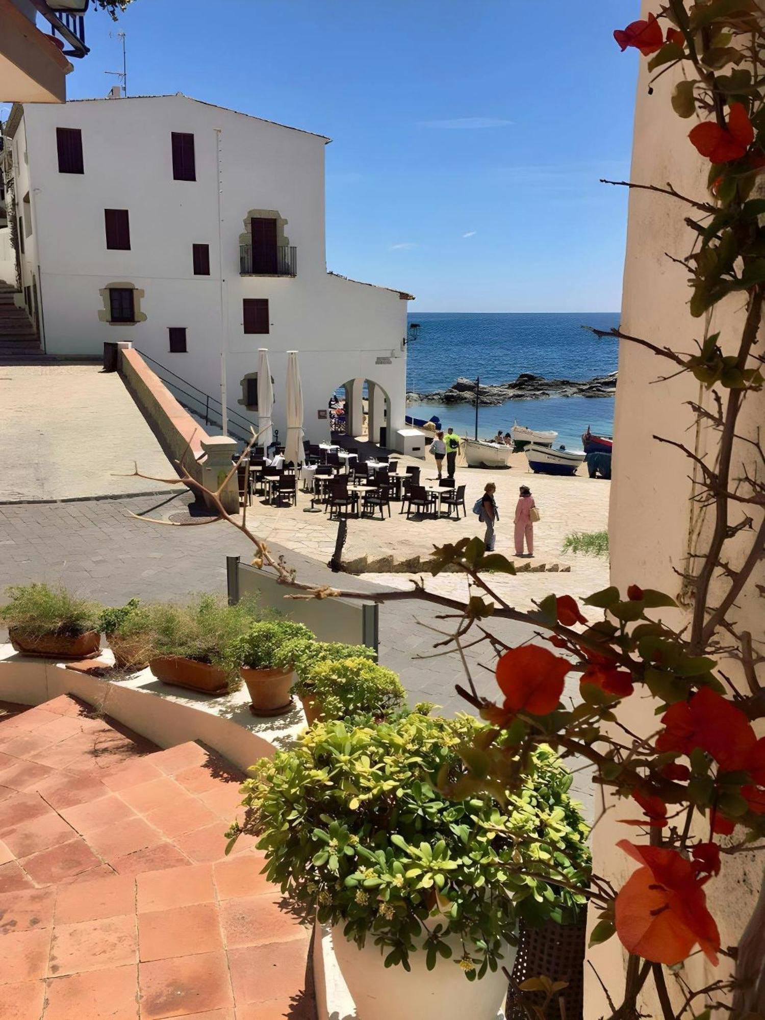 Calella Port Bo - Sea Sand Sun كاليلا دو بالافروجيل المظهر الخارجي الصورة